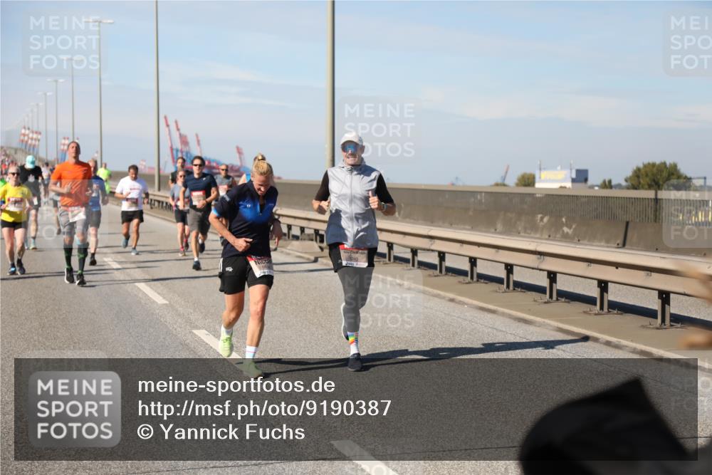 03.10.2025 - Köhlbrandbrückenlauf Yannick Fuchs http://msf.ph/oto/9190387 03.10.2025 11:50:31 Position 3 5243 meine-sportfotos.de