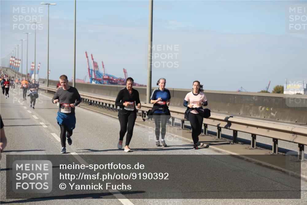03.10.2025 - Köhlbrandbrückenlauf Yannick Fuchs http://msf.ph/oto/9190392 03.10.2025 12:10:17 Position 3  meine-sportfotos.de