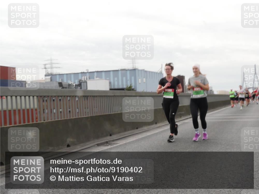 03.10.2025 - Köhlbrandbrückenlauf Matties Gatica Varas http://msf.ph/oto/9190402 03.10.2025 16:02:07 Position 3  meine-sportfotos.de