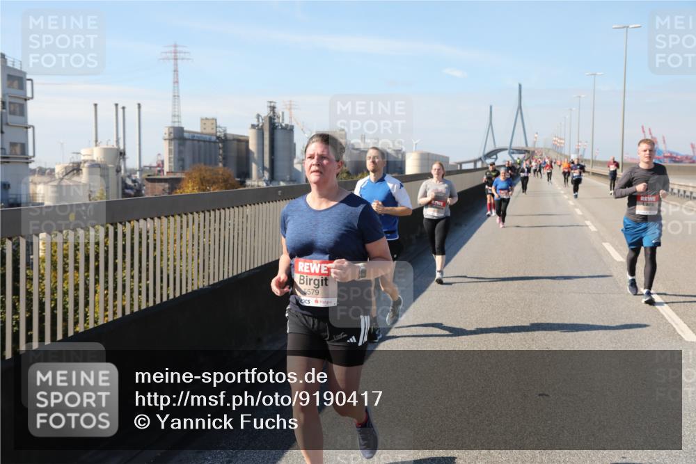 03.10.2025 - Köhlbrandbrückenlauf Yannick Fuchs http://msf.ph/oto/9190417 03.10.2025 12:10:19 Position 3 5579 meine-sportfotos.de