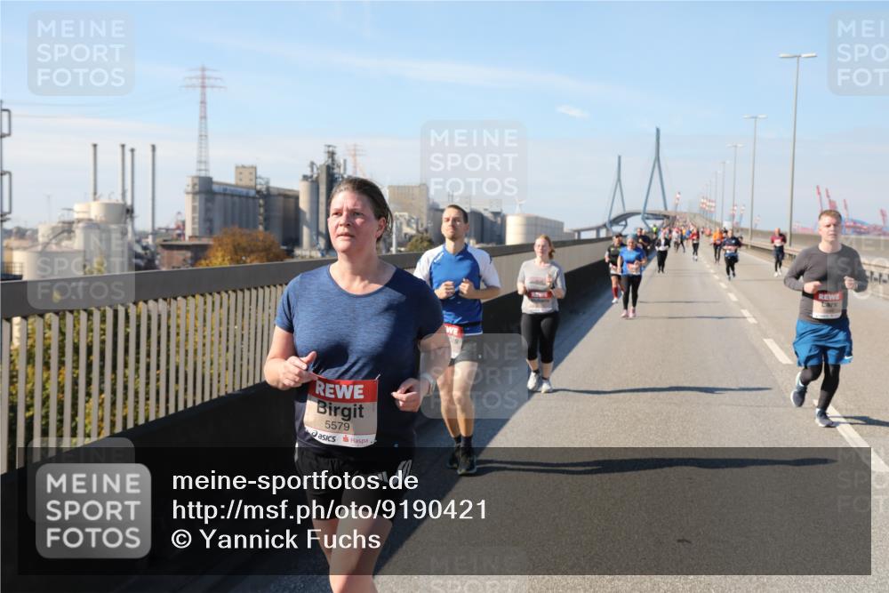 03.10.2025 - Köhlbrandbrückenlauf Yannick Fuchs http://msf.ph/oto/9190421 03.10.2025 12:10:19 Position 3 5579 meine-sportfotos.de