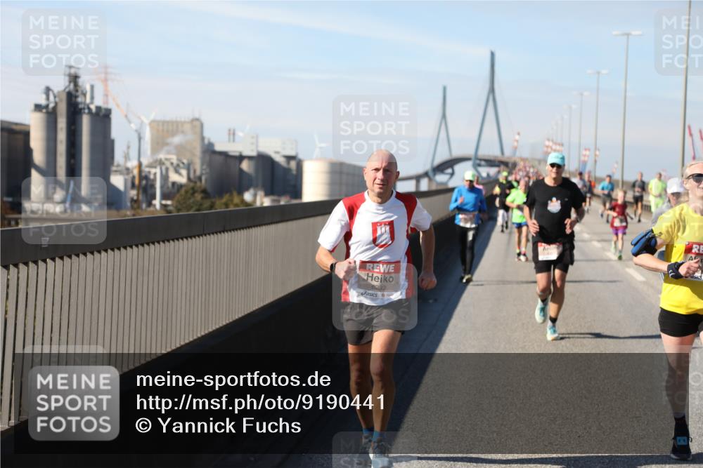 03.10.2025 - Köhlbrandbrückenlauf Yannick Fuchs http://msf.ph/oto/9190441 03.10.2025 11:50:35 Position 3 6232 meine-sportfotos.de