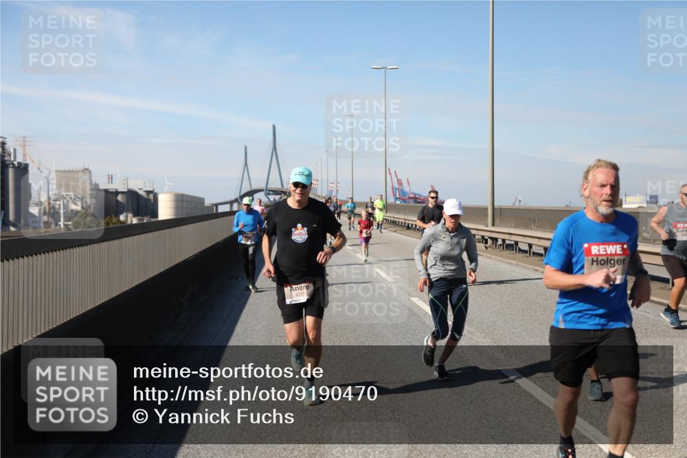 03.10.2025 - Köhlbrandbrückenlauf Yannick Fuchs http://msf.ph/oto/9190470 03.10.2025 11:50:37 Position 3 4357 meine-sportfotos.de