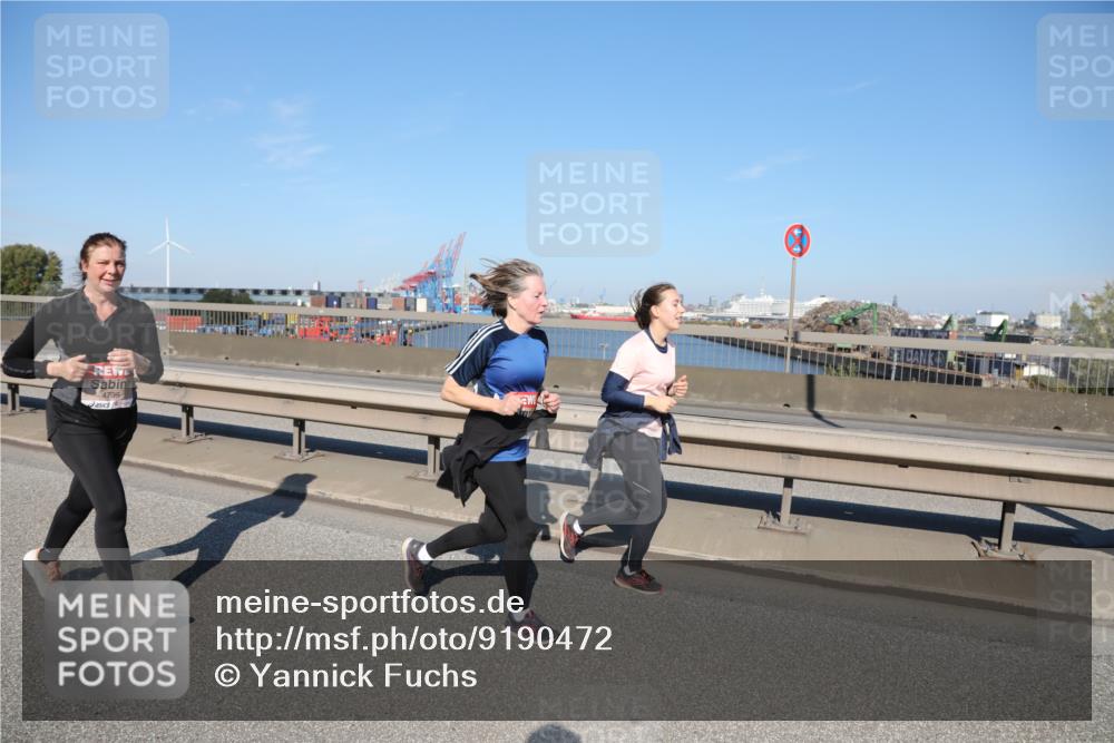 03.10.2025 - Köhlbrandbrückenlauf Yannick Fuchs http://msf.ph/oto/9190472 03.10.2025 12:10:23 Position 3 4735 meine-sportfotos.de