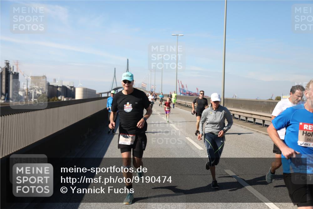 03.10.2025 - Köhlbrandbrückenlauf Yannick Fuchs http://msf.ph/oto/9190474 03.10.2025 11:50:38 Position 3 4357, 663 meine-sportfotos.de