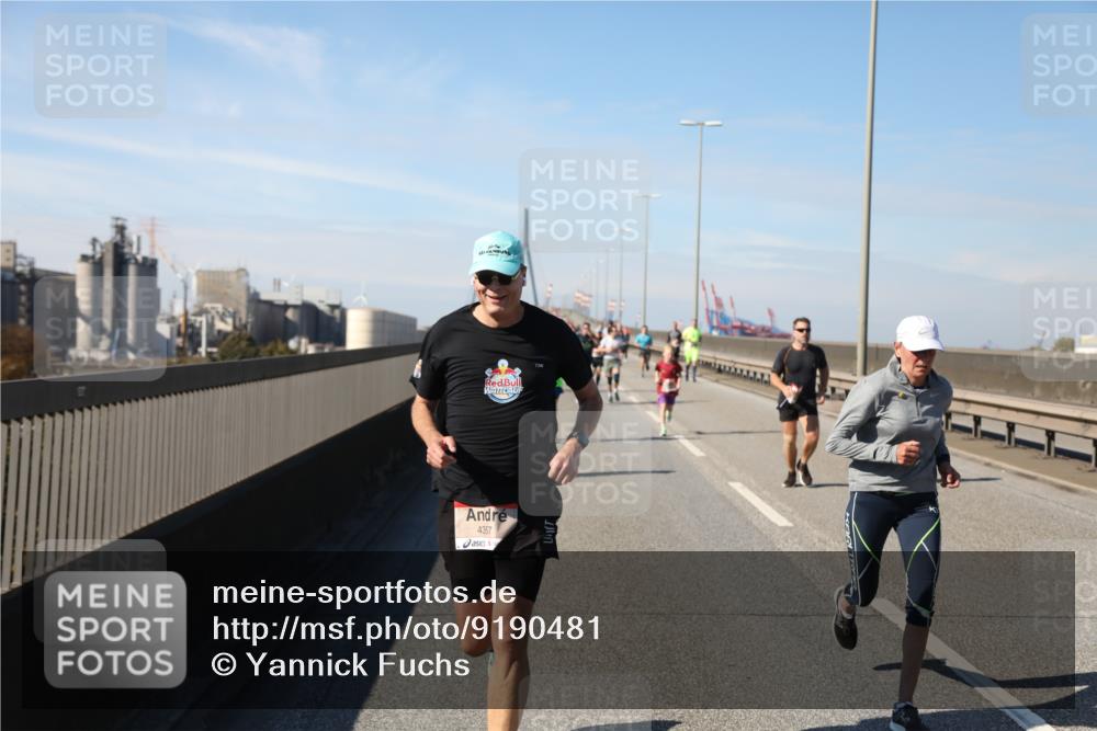 03.10.2025 - Köhlbrandbrückenlauf Yannick Fuchs http://msf.ph/oto/9190481 03.10.2025 11:50:38 Position 3 4357 meine-sportfotos.de
