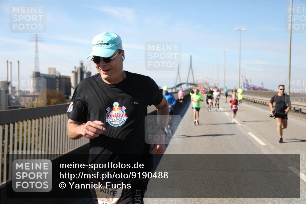 03.10.2025 - Köhlbrandbrückenlauf Yannick Fuchs http://msf.ph/oto/9190488 03.10.2025 11:50:39 Position 3  meine-sportfotos.de