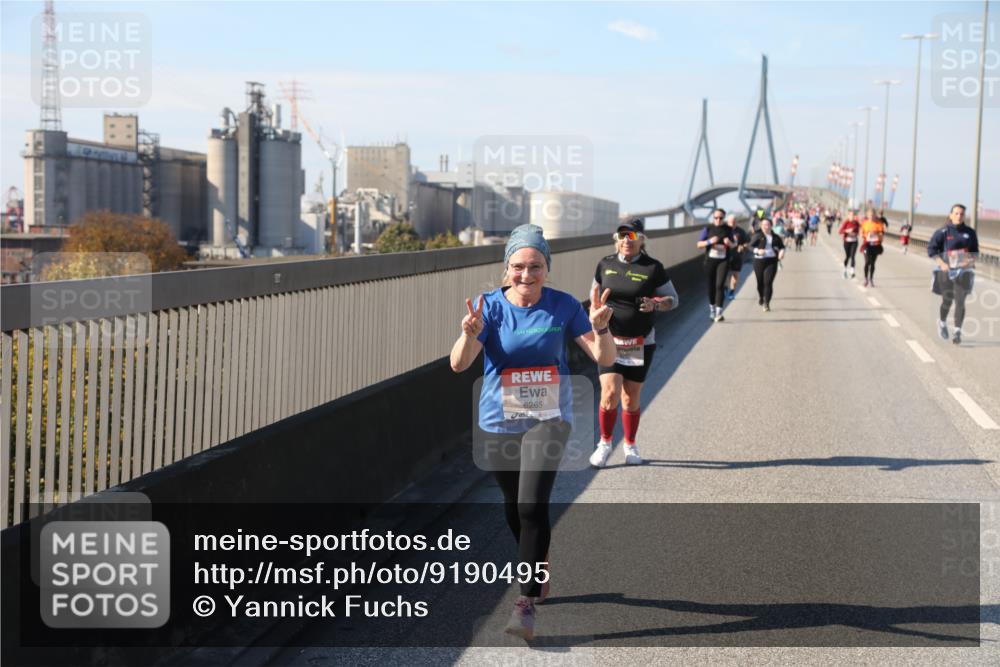03.10.2025 - Köhlbrandbrückenlauf Yannick Fuchs http://msf.ph/oto/9190495 03.10.2025 12:10:25 Position 3 6265 meine-sportfotos.de
