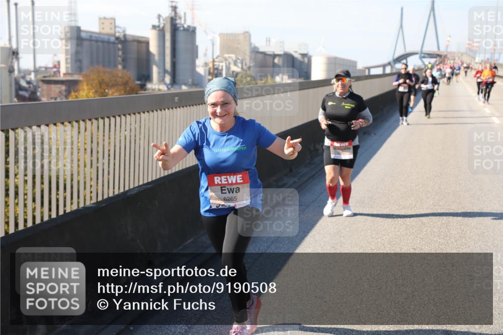 03.10.2025 - Köhlbrandbrückenlauf Yannick Fuchs http://msf.ph/oto/9190508 03.10.2025 12:10:26 Position 3 6265 meine-sportfotos.de