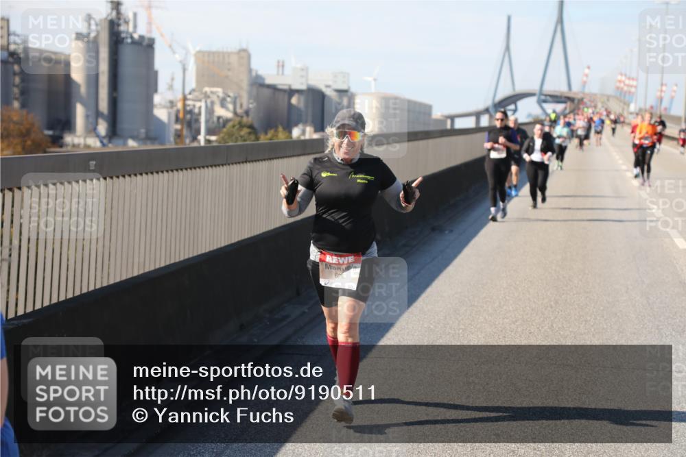 03.10.2025 - Köhlbrandbrückenlauf Yannick Fuchs http://msf.ph/oto/9190511 03.10.2025 12:10:26 Position 3 62 meine-sportfotos.de