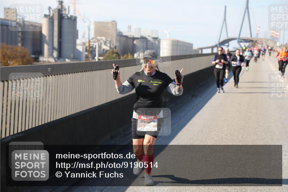 03.10.2025 - Köhlbrandbrückenlauf Yannick Fuchs http://msf.ph/oto/9190514 03.10.2025 12:10:26 Position 3 6 meine-sportfotos.de