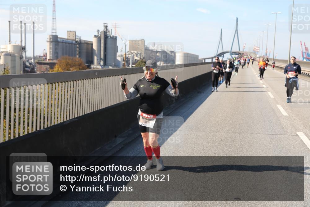 03.10.2025 - Köhlbrandbrückenlauf Yannick Fuchs http://msf.ph/oto/9190521 03.10.2025 12:10:27 Position 3 6292 meine-sportfotos.de