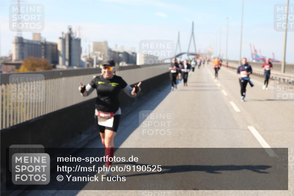 03.10.2025 - Köhlbrandbrückenlauf Yannick Fuchs http://msf.ph/oto/9190525 03.10.2025 12:10:27 Position 3  meine-sportfotos.de