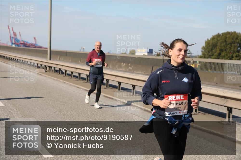 03.10.2025 - Köhlbrandbrückenlauf Yannick Fuchs http://msf.ph/oto/9190587 03.10.2025 12:10:31 Position 3 5477 meine-sportfotos.de