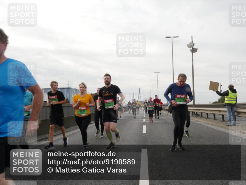 03.10.2025 - Köhlbrandbrückenlauf Matties Gatica Varas http://msf.ph/oto/9190589 03.10.2025 16:02:54 Position 3 8314 meine-sportfotos.de