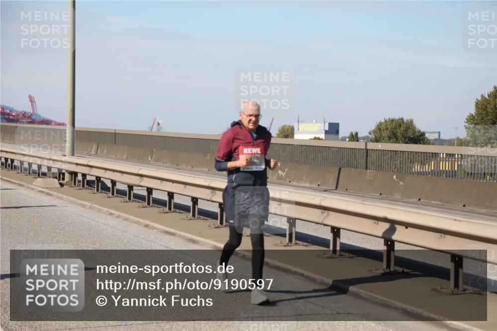 03.10.2025 - Köhlbrandbrückenlauf Yannick Fuchs http://msf.ph/oto/9190597 03.10.2025 12:10:32 Position 3  meine-sportfotos.de