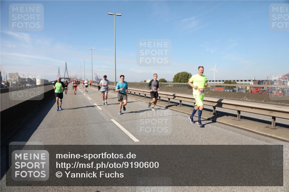 03.10.2025 - Köhlbrandbrückenlauf Yannick Fuchs http://msf.ph/oto/9190600 03.10.2025 11:50:49 Position 3  meine-sportfotos.de