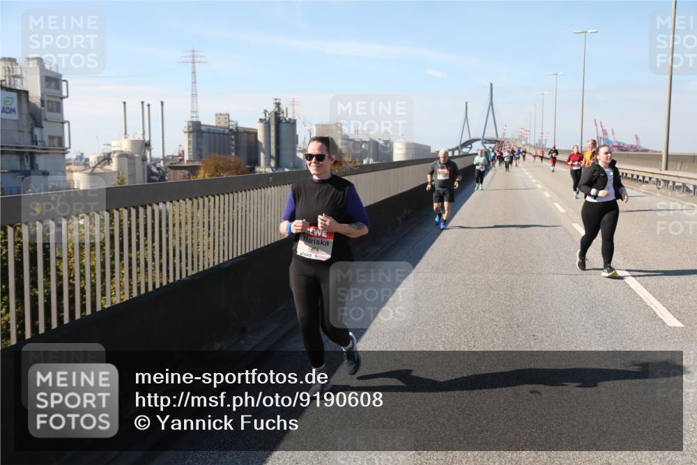 03.10.2025 - Köhlbrandbrückenlauf Yannick Fuchs http://msf.ph/oto/9190608 03.10.2025 12:10:33 Position 3 4974 meine-sportfotos.de