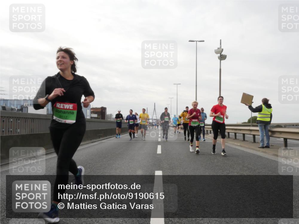 03.10.2025 - Köhlbrandbrückenlauf Matties Gatica Varas http://msf.ph/oto/9190615 03.10.2025 16:02:59 Position 3 8117, 980745 meine-sportfotos.de