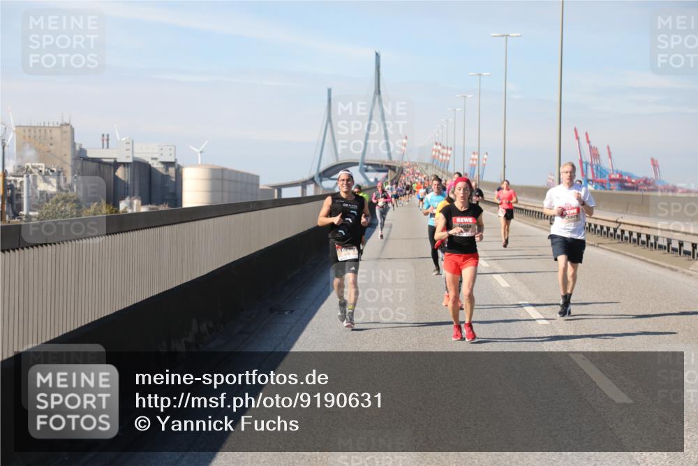 03.10.2025 - Köhlbrandbrückenlauf Yannick Fuchs http://msf.ph/oto/9190631 03.10.2025 11:50:52 Position 3  meine-sportfotos.de