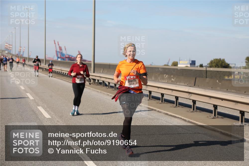 03.10.2025 - Köhlbrandbrückenlauf Yannick Fuchs http://msf.ph/oto/9190654 03.10.2025 12:10:38 Position 3 5808 meine-sportfotos.de