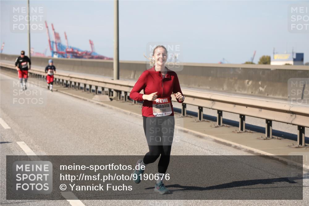 03.10.2025 - Köhlbrandbrückenlauf Yannick Fuchs http://msf.ph/oto/9190676 03.10.2025 12:10:39 Position 3 5390 meine-sportfotos.de