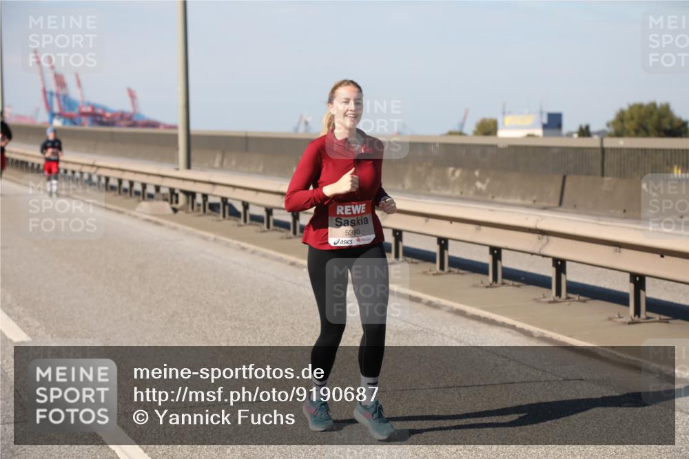 03.10.2025 - Köhlbrandbrückenlauf Yannick Fuchs http://msf.ph/oto/9190687 03.10.2025 12:10:40 Position 3 5390 meine-sportfotos.de