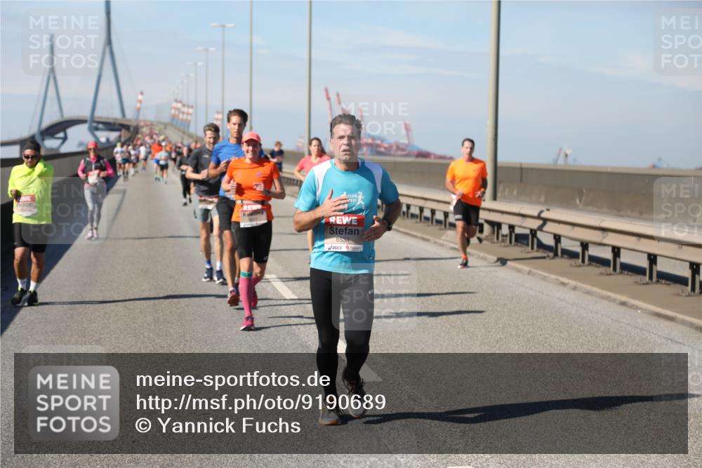 03.10.2025 - Köhlbrandbrückenlauf Yannick Fuchs http://msf.ph/oto/9190689 03.10.2025 11:50:58 Position 3 6534 meine-sportfotos.de