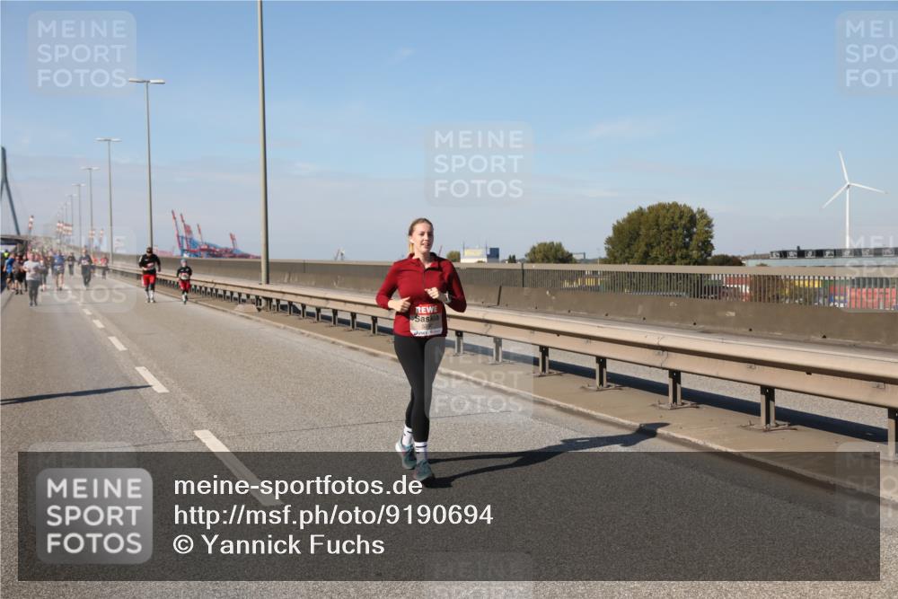 03.10.2025 - Köhlbrandbrückenlauf Yannick Fuchs http://msf.ph/oto/9190694 03.10.2025 12:10:40 Position 3  meine-sportfotos.de