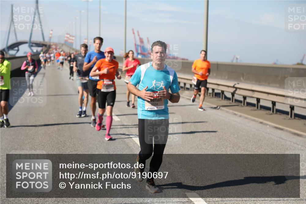 03.10.2025 - Köhlbrandbrückenlauf Yannick Fuchs http://msf.ph/oto/9190697 03.10.2025 11:50:58 Position 3 6534 meine-sportfotos.de