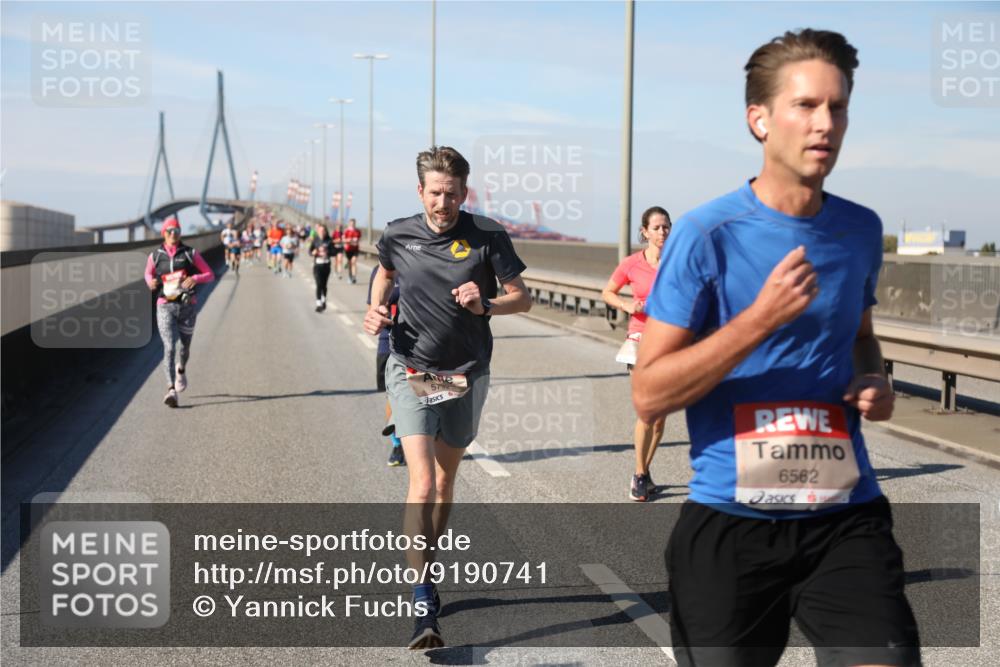 03.10.2025 - Köhlbrandbrückenlauf Yannick Fuchs http://msf.ph/oto/9190741 03.10.2025 11:51:02 Position 3 57, 6562 meine-sportfotos.de