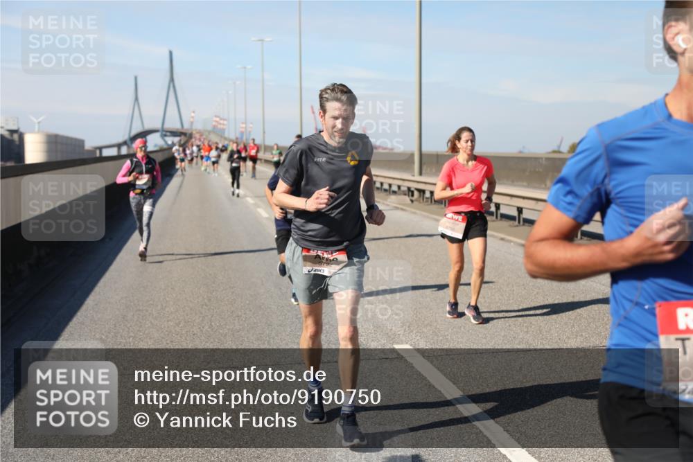 03.10.2025 - Köhlbrandbrückenlauf Yannick Fuchs http://msf.ph/oto/9190750 03.10.2025 11:51:02 Position 3 5792 meine-sportfotos.de