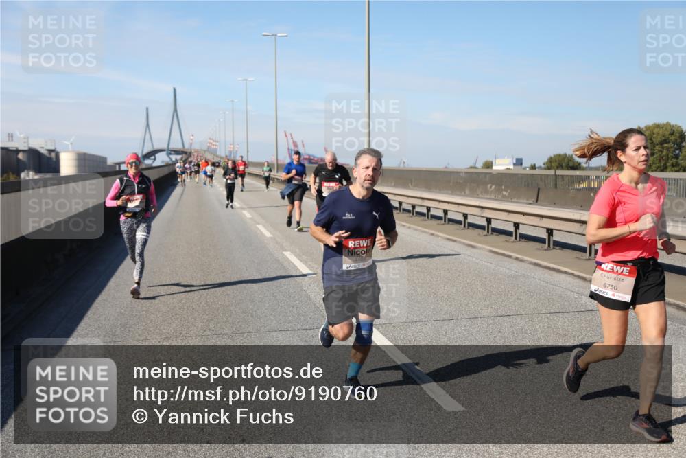03.10.2025 - Köhlbrandbrückenlauf Yannick Fuchs http://msf.ph/oto/9190760 03.10.2025 11:51:04 Position 3 4409, 6750 meine-sportfotos.de