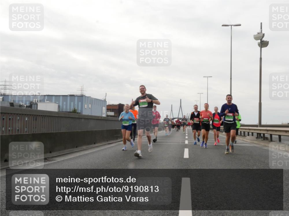 03.10.2025 - Köhlbrandbrückenlauf Matties Gatica Varas http://msf.ph/oto/9190813 03.10.2025 16:03:47 Position 3  meine-sportfotos.de