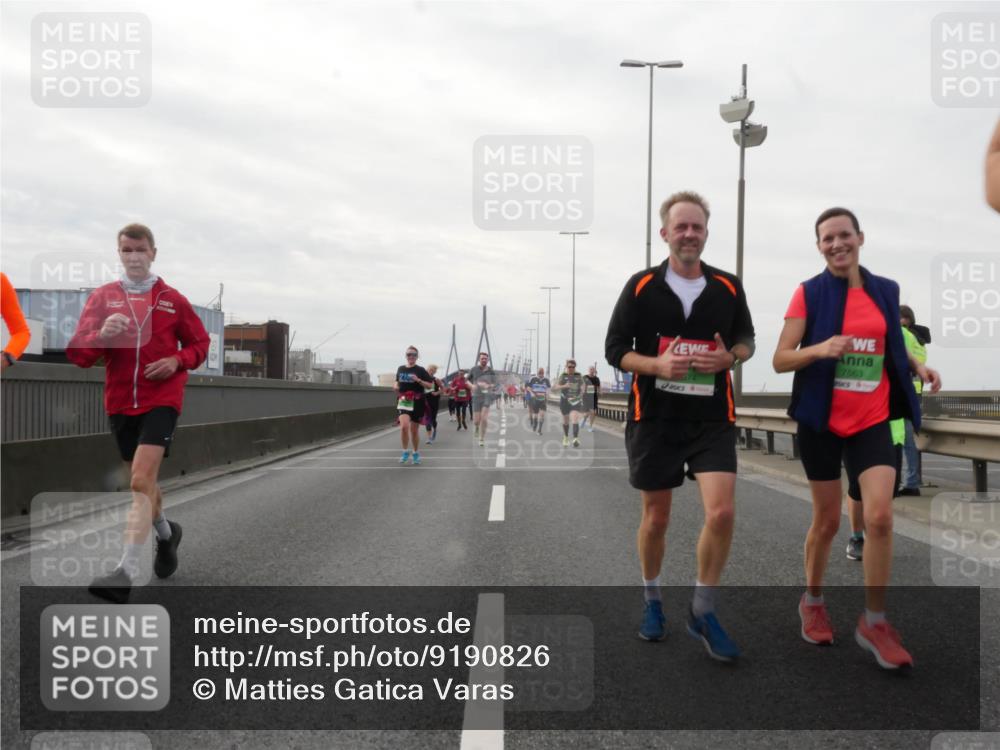 03.10.2025 - Köhlbrandbrückenlauf Matties Gatica Varas http://msf.ph/oto/9190826 03.10.2025 16:03:51 Position 3 7563 meine-sportfotos.de