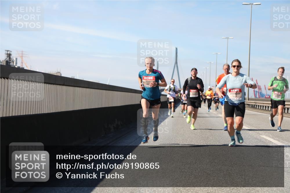 03.10.2025 - Köhlbrandbrückenlauf Yannick Fuchs http://msf.ph/oto/9190865 03.10.2025 11:51:16 Position 3 68, 4544 meine-sportfotos.de