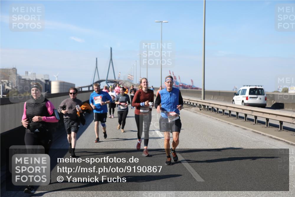 03.10.2025 - Köhlbrandbrückenlauf Yannick Fuchs http://msf.ph/oto/9190867 03.10.2025 12:10:58 Position 3  meine-sportfotos.de