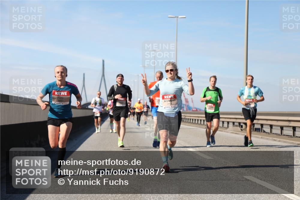 03.10.2025 - Köhlbrandbrückenlauf Yannick Fuchs http://msf.ph/oto/9190872 03.10.2025 11:51:17 Position 3 6813, 4544 meine-sportfotos.de