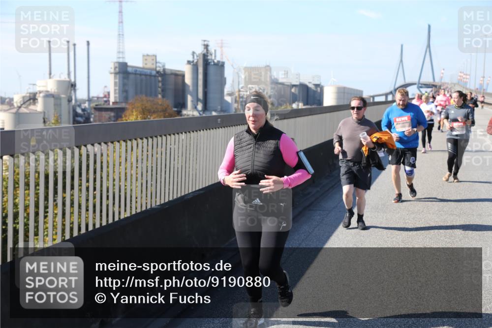 03.10.2025 - Köhlbrandbrückenlauf Yannick Fuchs http://msf.ph/oto/9190880 03.10.2025 12:10:59 Position 3  meine-sportfotos.de