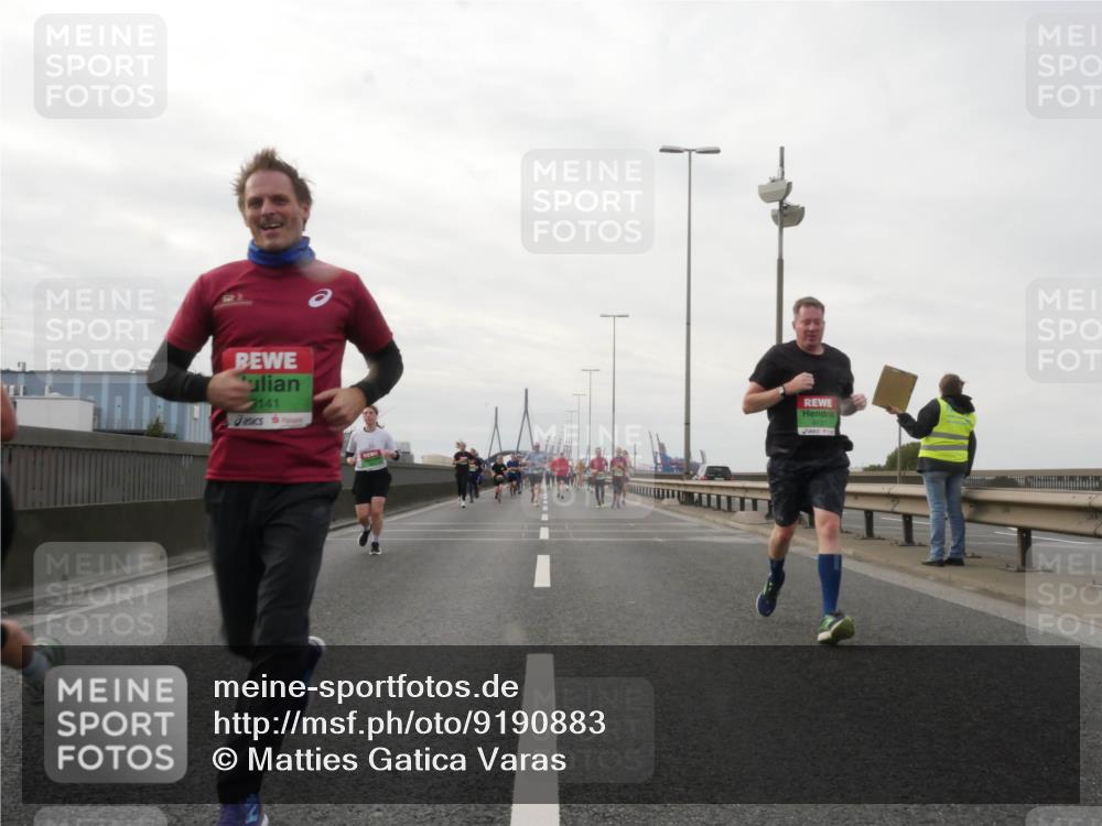 03.10.2025 - Köhlbrandbrückenlauf Matties Gatica Varas http://msf.ph/oto/9190883 03.10.2025 16:04:03 Position 3 2141 meine-sportfotos.de