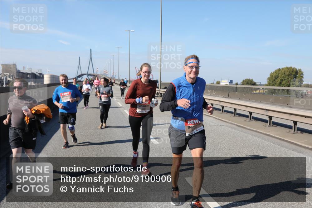 03.10.2025 - Köhlbrandbrückenlauf Yannick Fuchs http://msf.ph/oto/9190906 03.10.2025 12:11:01 Position 3 6381 meine-sportfotos.de