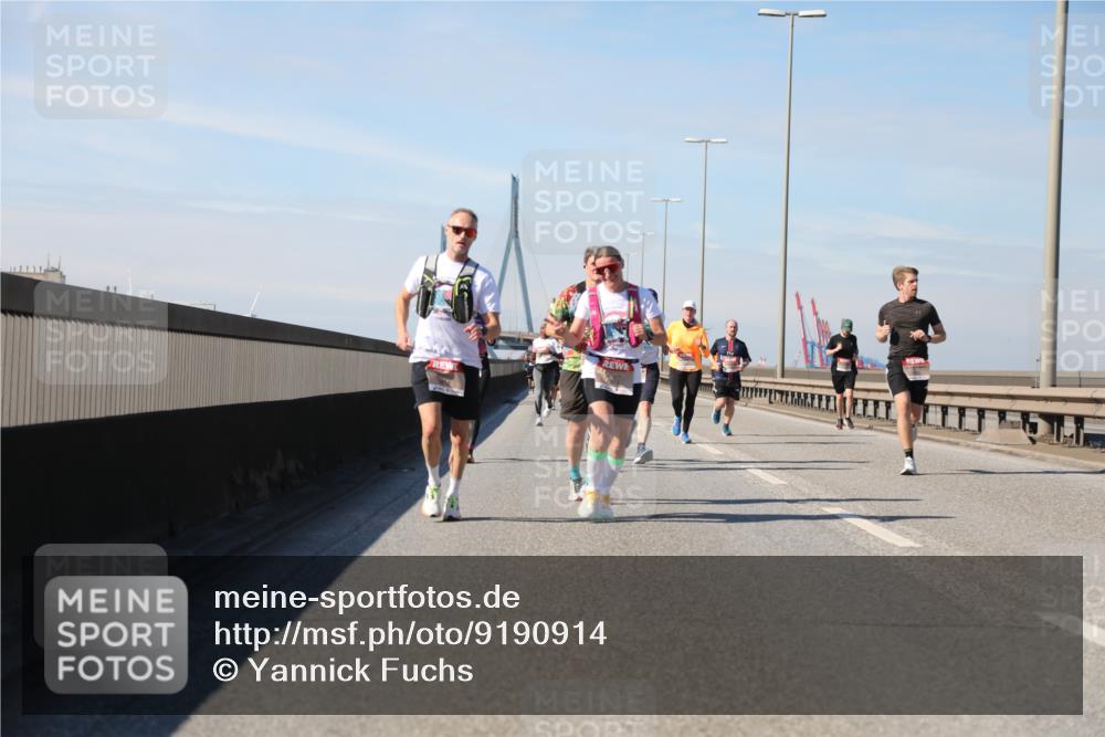 03.10.2025 - Köhlbrandbrückenlauf Yannick Fuchs http://msf.ph/oto/9190914 03.10.2025 11:51:20 Position 3  meine-sportfotos.de