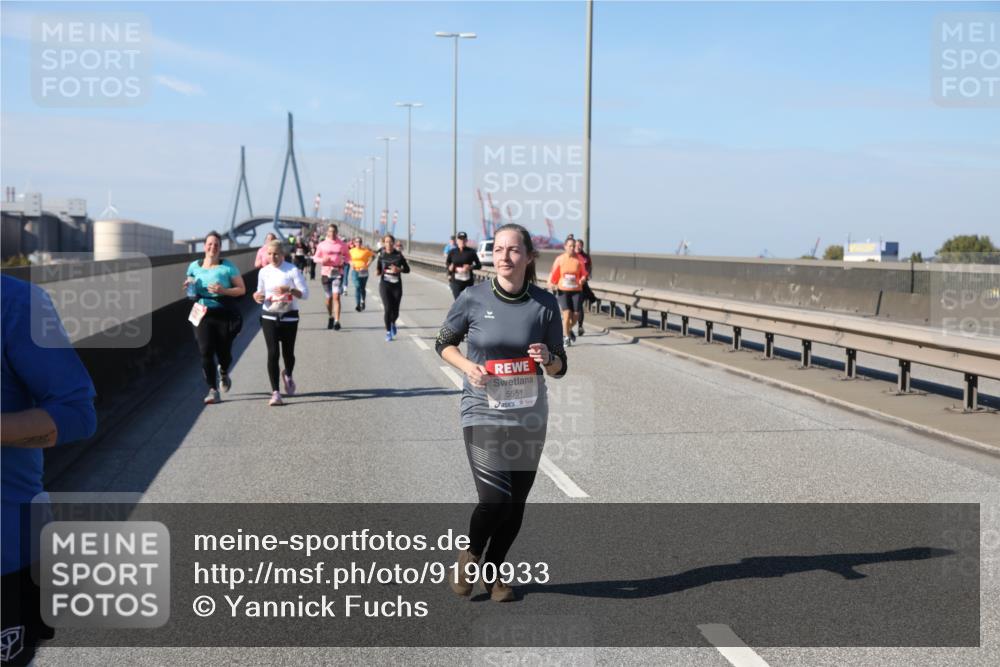 03.10.2025 - Köhlbrandbrückenlauf Yannick Fuchs http://msf.ph/oto/9190933 03.10.2025 12:11:03 Position 3 5551 meine-sportfotos.de