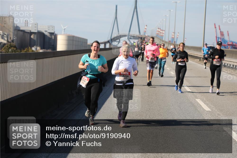 03.10.2025 - Köhlbrandbrückenlauf Yannick Fuchs http://msf.ph/oto/9190940 03.10.2025 12:11:04 Position 3 5680 meine-sportfotos.de