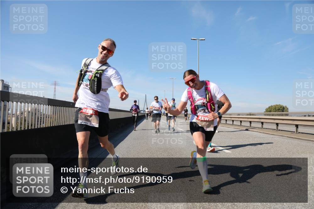 03.10.2025 - Köhlbrandbrückenlauf Yannick Fuchs http://msf.ph/oto/9190959 03.10.2025 11:51:23 Position 3 6816 meine-sportfotos.de