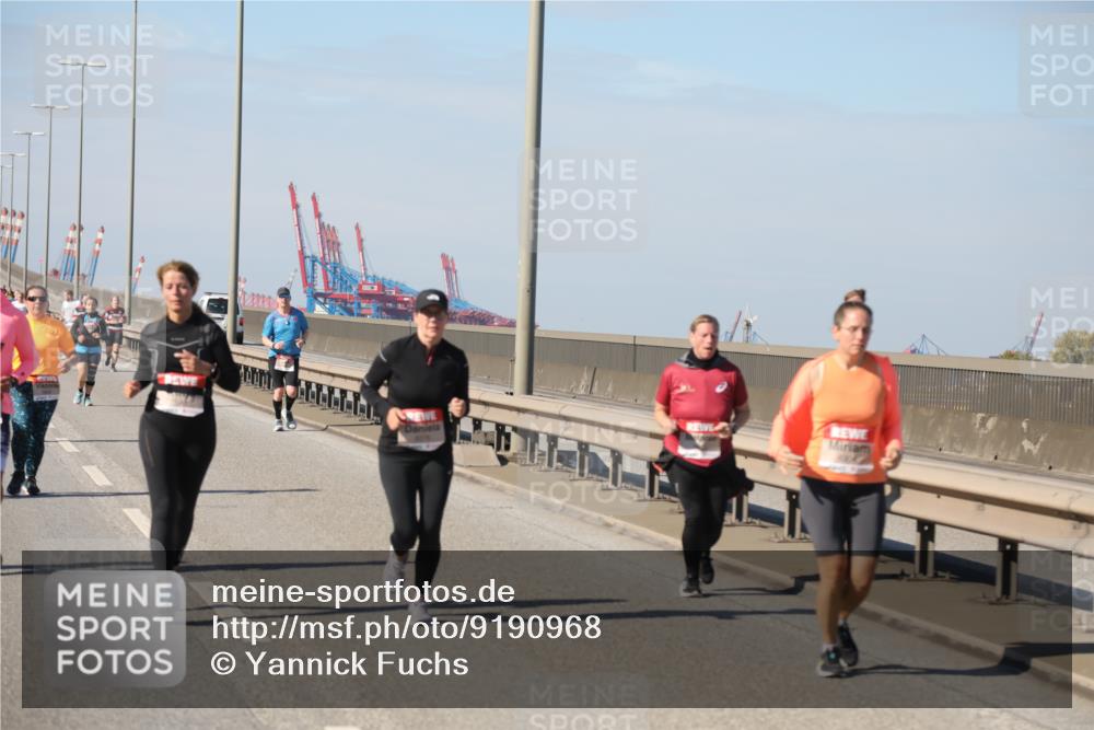 03.10.2025 - Köhlbrandbrückenlauf Yannick Fuchs http://msf.ph/oto/9190968 03.10.2025 12:11:06 Position 3  meine-sportfotos.de