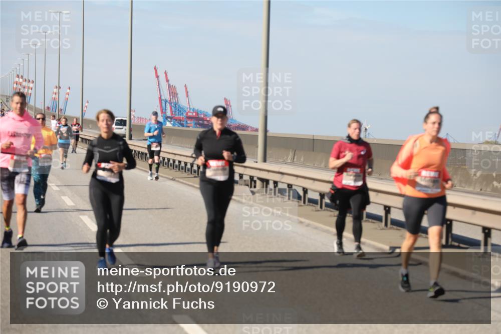 03.10.2025 - Köhlbrandbrückenlauf Yannick Fuchs http://msf.ph/oto/9190972 03.10.2025 12:11:06 Position 3  meine-sportfotos.de