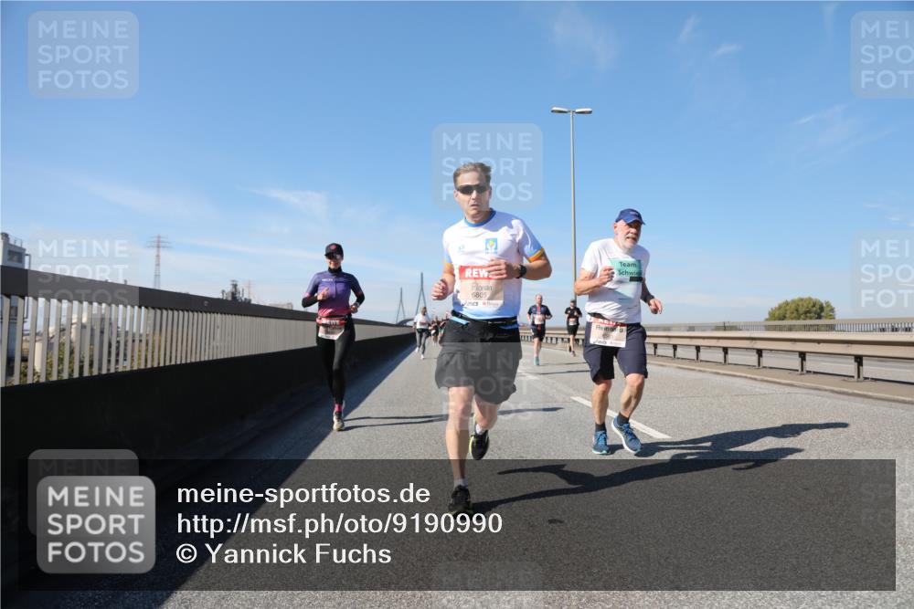 03.10.2025 - Köhlbrandbrückenlauf Yannick Fuchs http://msf.ph/oto/9190990 03.10.2025 11:51:25 Position 3 6805 meine-sportfotos.de