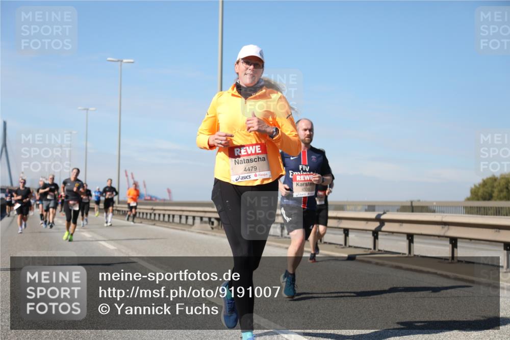 03.10.2025 - Köhlbrandbrückenlauf Yannick Fuchs http://msf.ph/oto/9191007 03.10.2025 11:51:27 Position 3 4479, 4320 meine-sportfotos.de