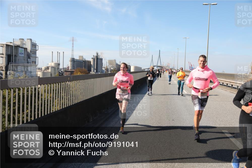 03.10.2025 - Köhlbrandbrückenlauf Yannick Fuchs http://msf.ph/oto/9191041 03.10.2025 12:11:11 Position 3  meine-sportfotos.de